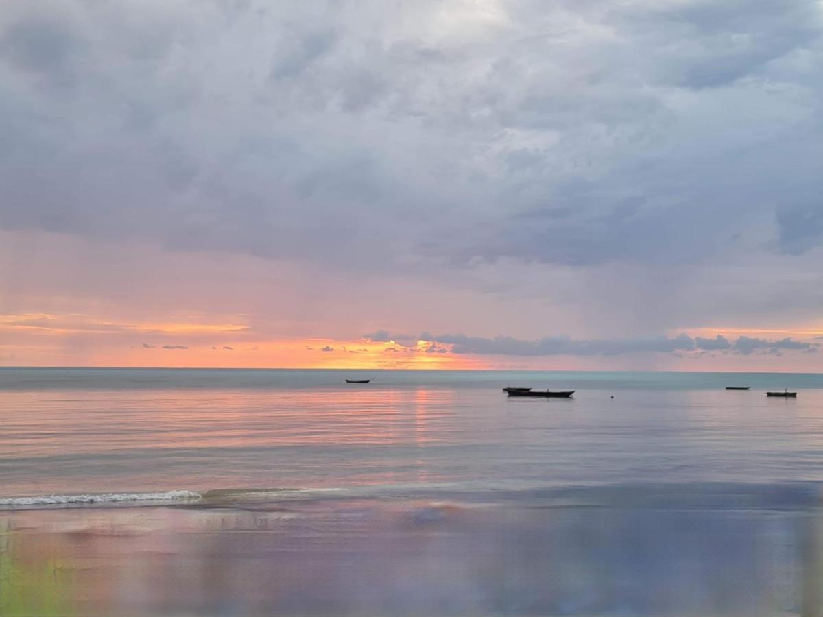 Beachfront Villa Ladha Ya Zanzibar جامبياني المظهر الخارجي الصورة