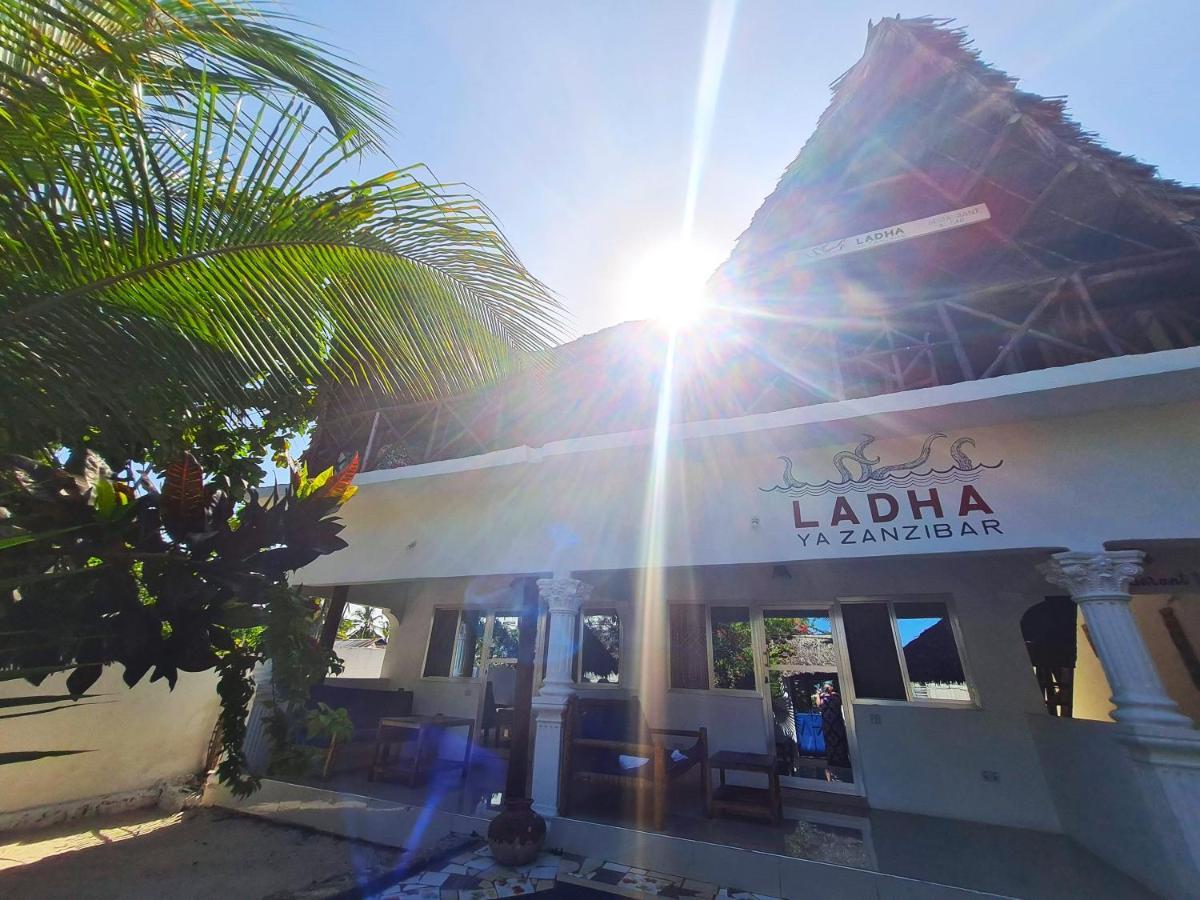 Beachfront Villa Ladha Ya Zanzibar جامبياني المظهر الخارجي الصورة