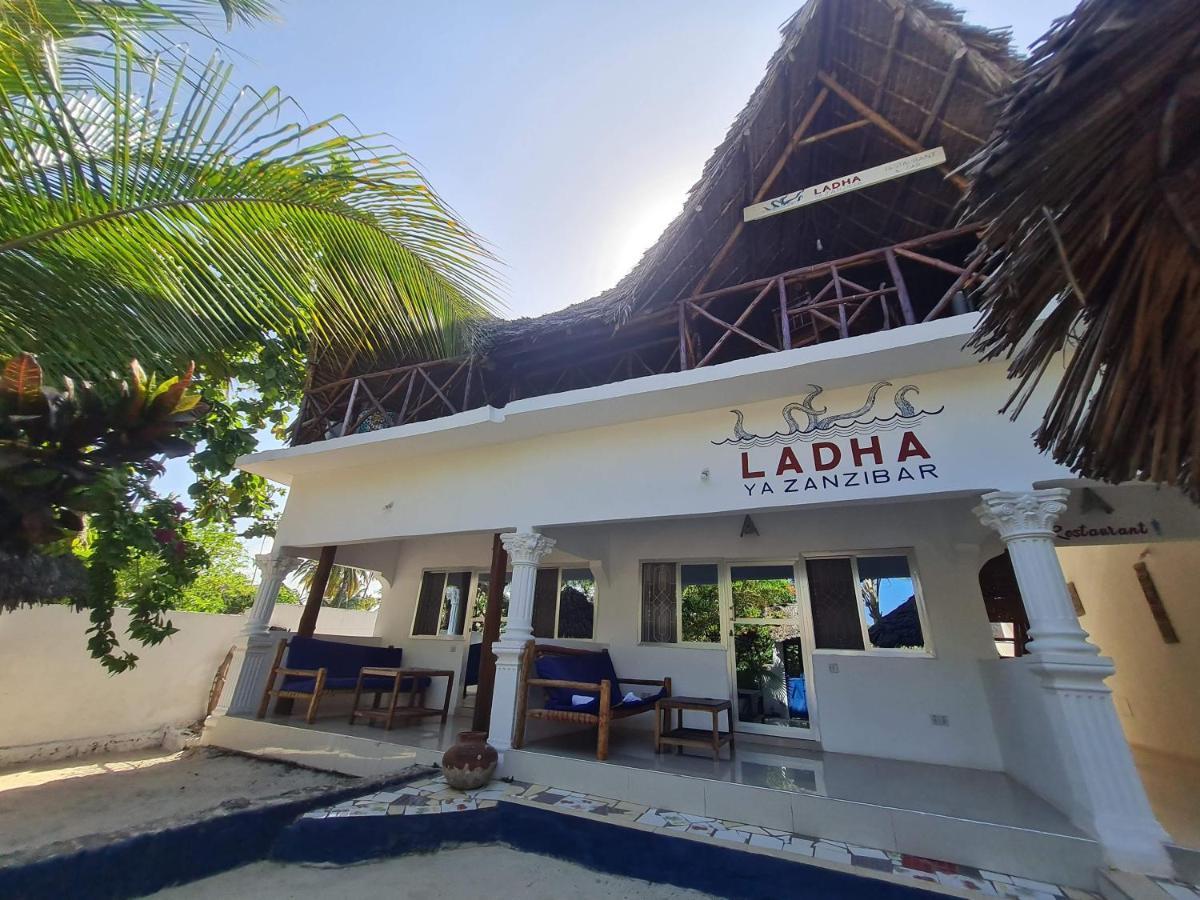 Beachfront Villa Ladha Ya Zanzibar جامبياني المظهر الخارجي الصورة
