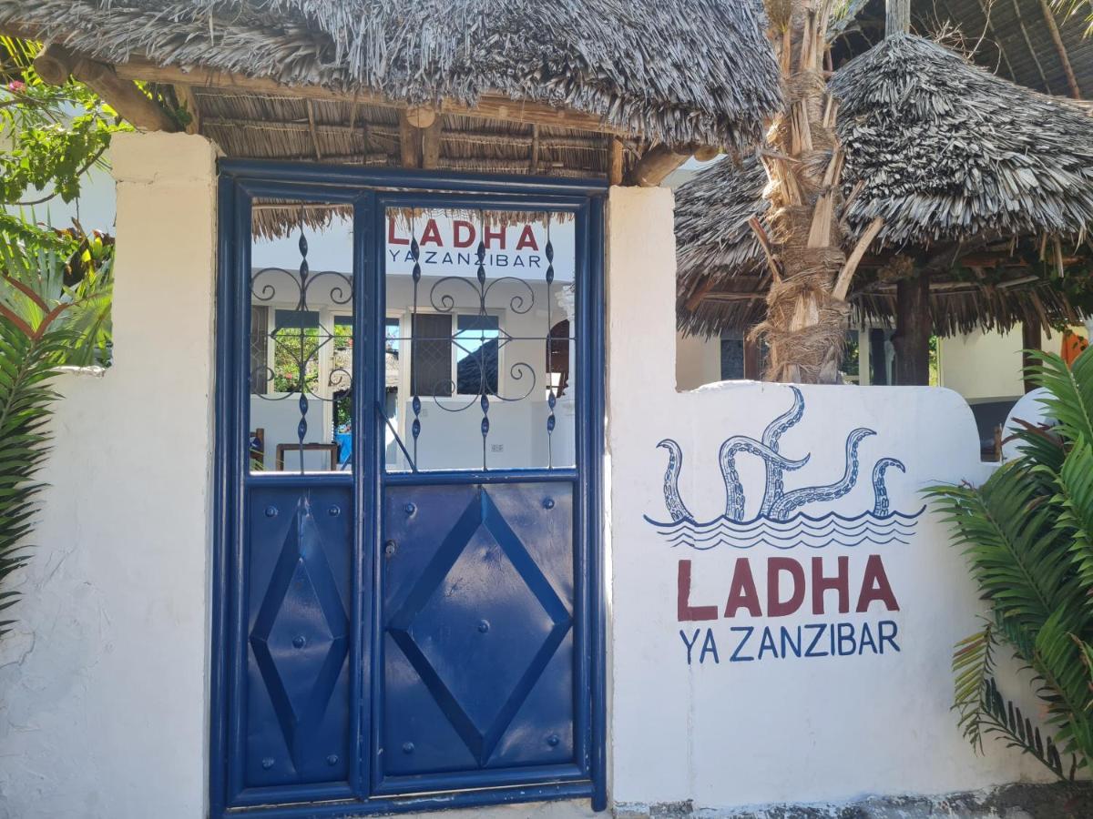 Beachfront Villa Ladha Ya Zanzibar جامبياني المظهر الخارجي الصورة