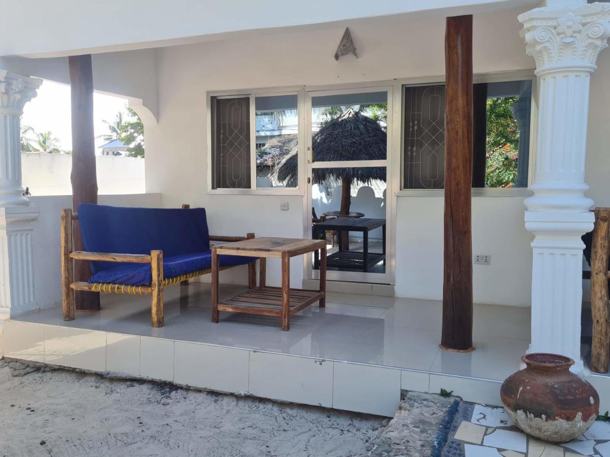 Beachfront Villa Ladha Ya Zanzibar جامبياني المظهر الخارجي الصورة