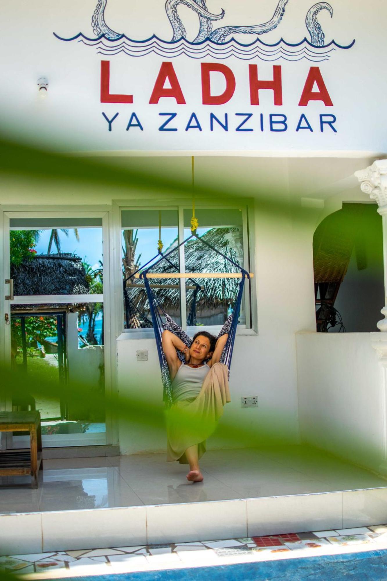 Beachfront Villa Ladha Ya Zanzibar جامبياني المظهر الخارجي الصورة